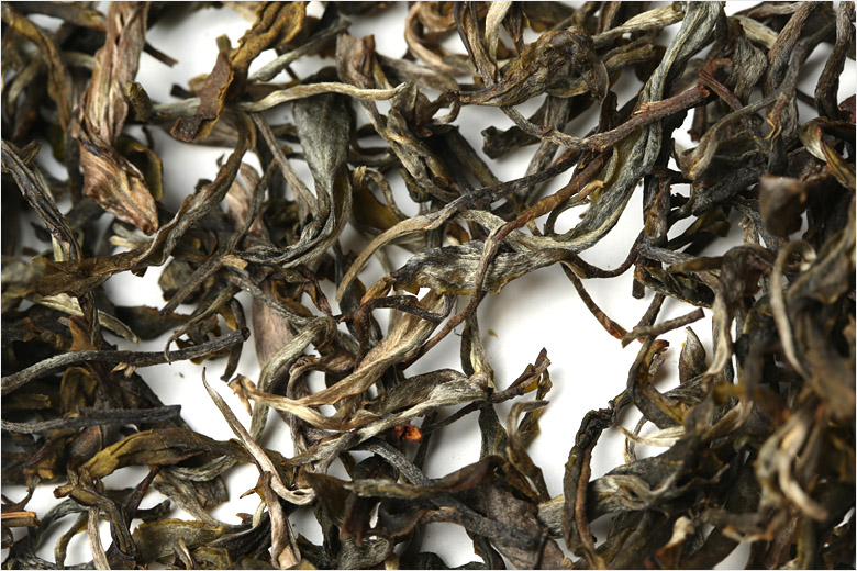 2021年巴達(dá)山章朗古樹(shù)秋茶特點(diǎn)？