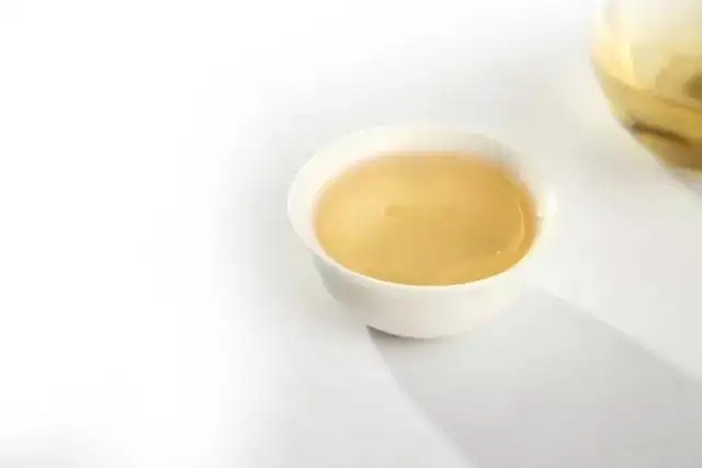 為什么越是深通茶道的人越深愛普洱茶？喜歡普洱茶，有三個(gè)原因。