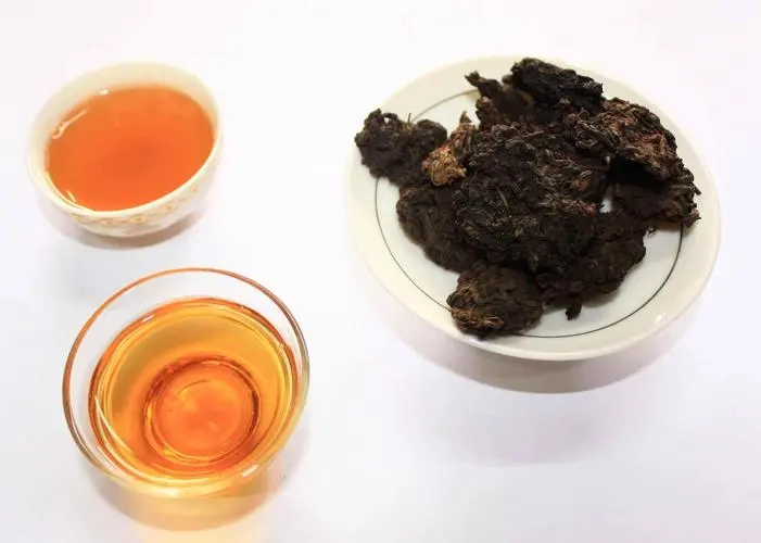 用正確的方法沖泡出老茶的精髓；評(píng)看普洱茶葉底也是一門手藝！