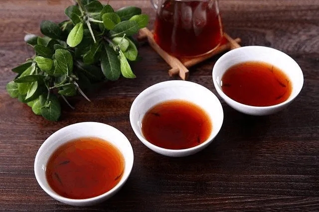 普洱茶新茶和老茶，買那個最好？