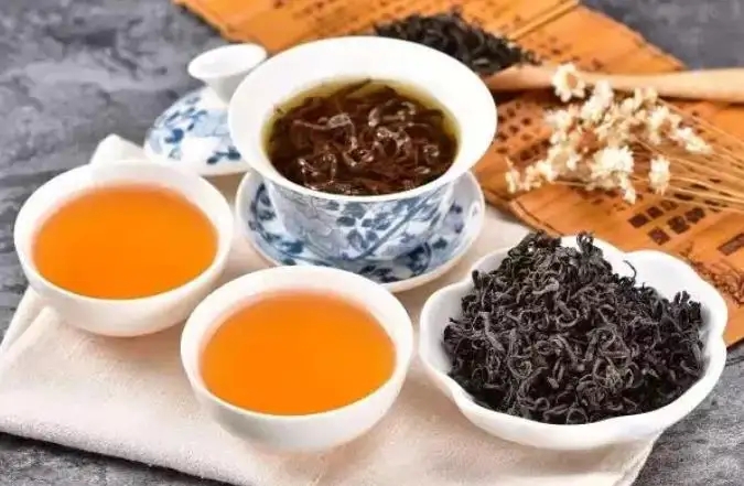普洱熟茶可以和什么搭配著喝？